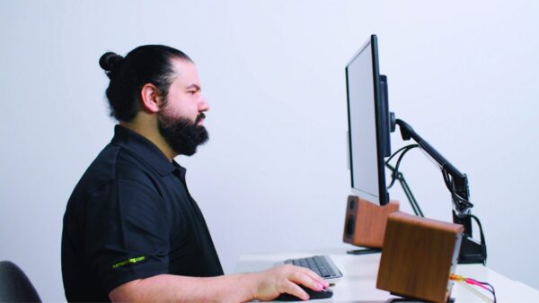 5 Best Ergonomic Desk Setup Products 2021 post thumbnail